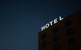 Hotel Sandesh Palace